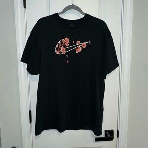 Nike City Exploration Tee